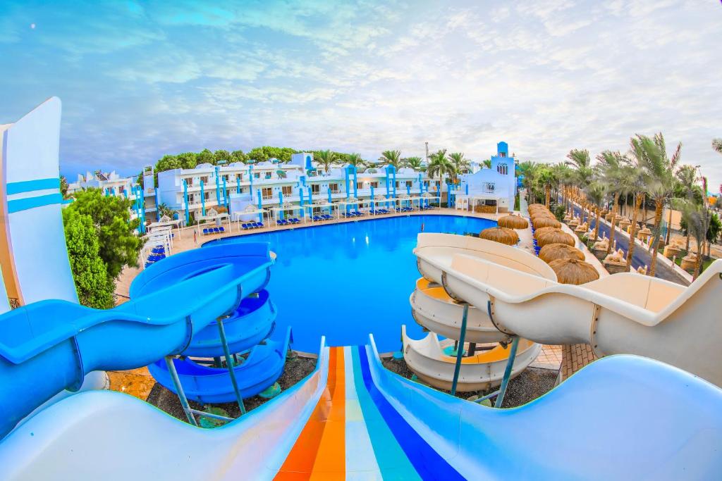 MIRAGE BAY HOTEL& AQUA PARK